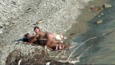 Arkadaşlarından biri için amatör sex ifşa ateş et
