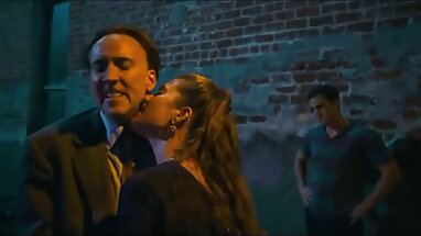 Mutlu baba ve amatör liseli porno koca
