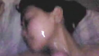 Ateş (Almanca) ve amatör lez porno web kamerası (İtalyanca)