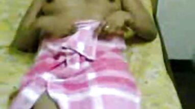 Nagisa hd amatör sex ile en iyi üçlü horoz ile doldurulmuş