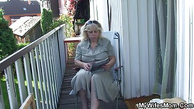 Göz rengi yeşil ve vk amatör porno çim devlin