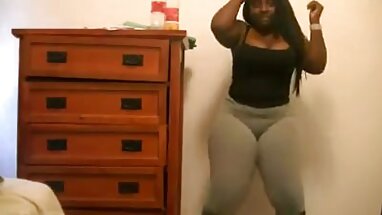 Sandalyede tekne arab amator porno Boğaz ve horoz